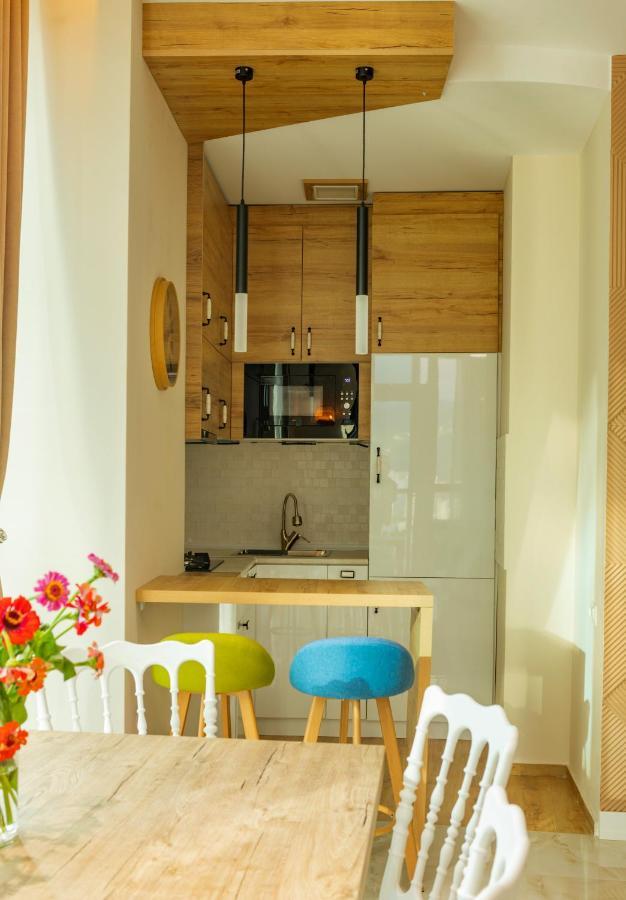 Entire Flat With City Skyline View - Two Bedrooms Batum Dış mekan fotoğraf