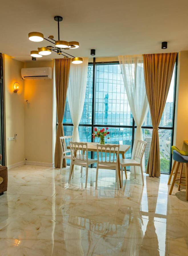 Entire Flat With City Skyline View - Two Bedrooms Batum Dış mekan fotoğraf